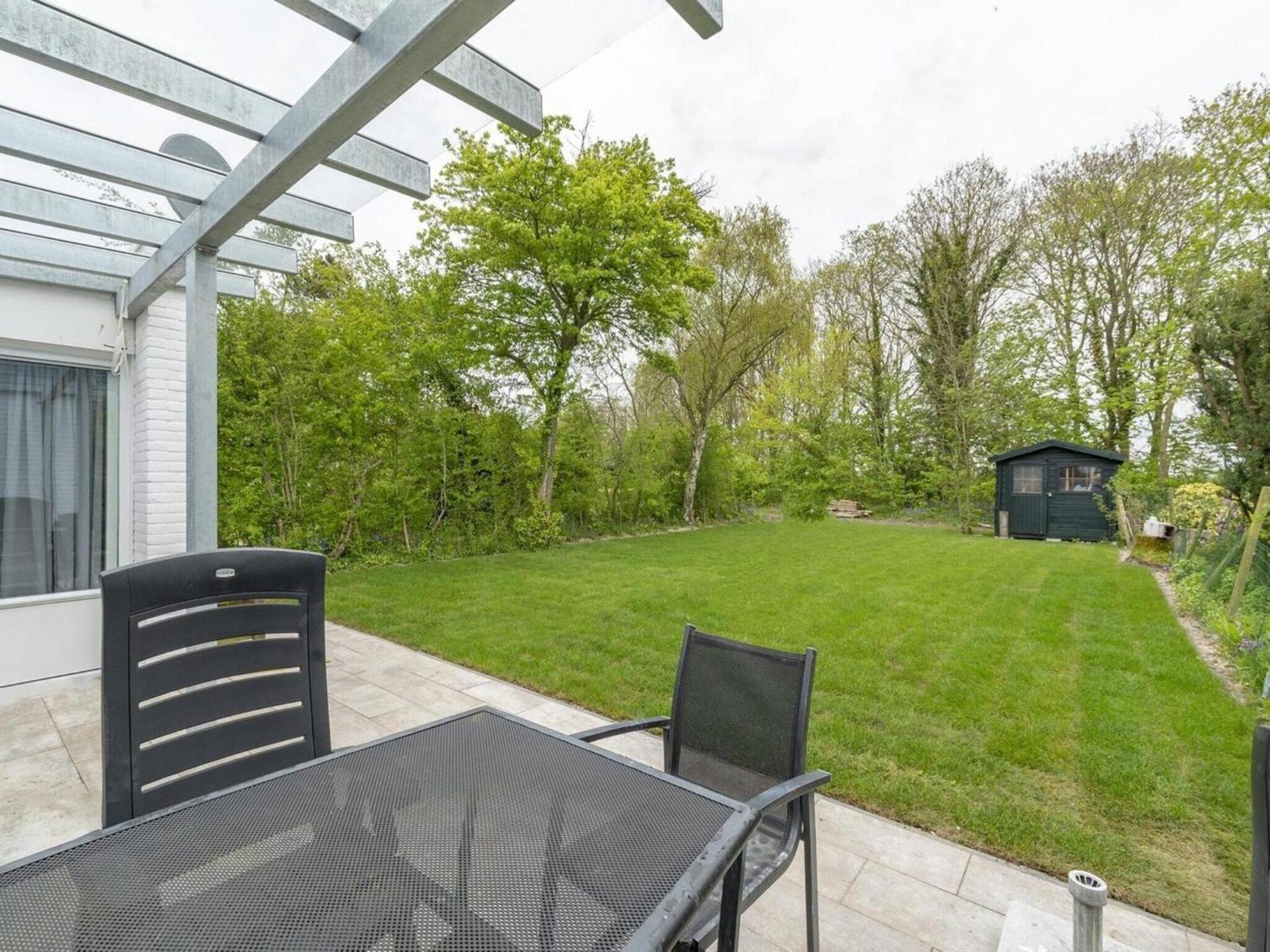 Holiday Home With Fabulous Garden Sint Maartensvlotbrug Extérieur photo